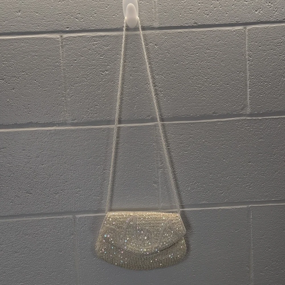 Vintage La Regale Ltd Ivory Beaded Sequin Clutch Shoulder Bag Snap Closure Lined
